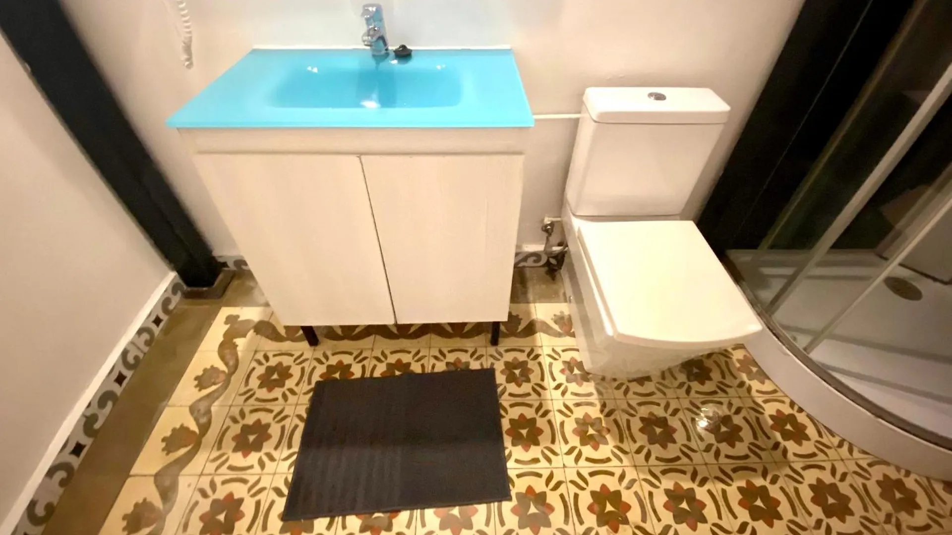 Apartamento De 3 Habitaciones En Sants A 2'Del Metro Badal P9 Barcelona Spanien